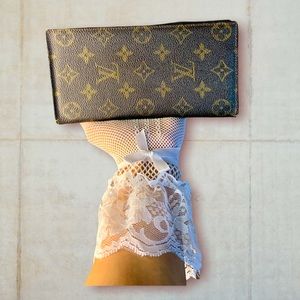Louis Vuitton Monogram Checkbook Wallet